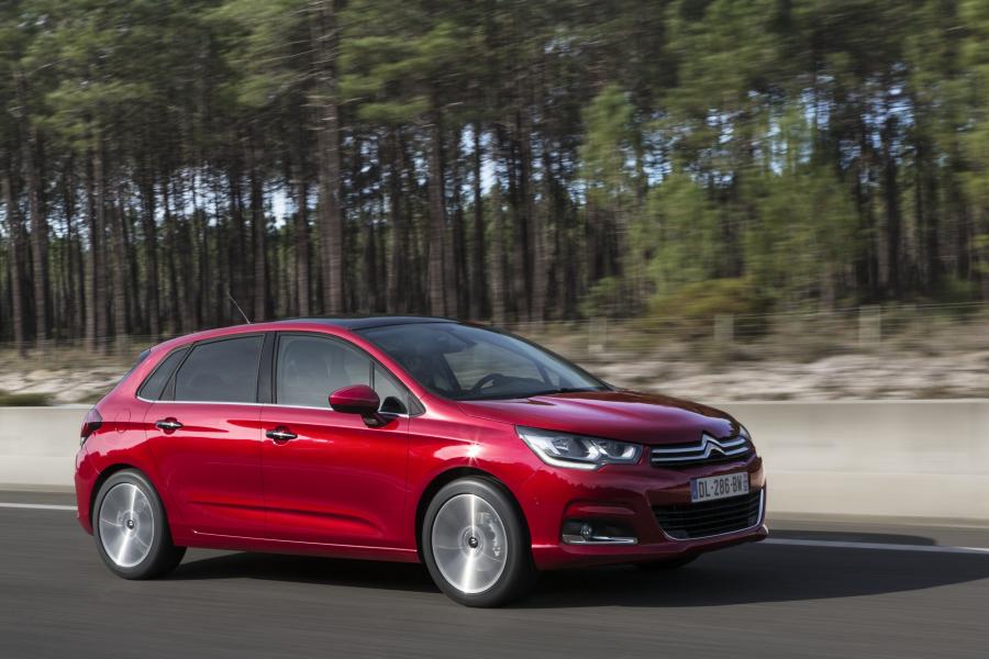  Citroen C4 2015 года  (фото 26 из 30)